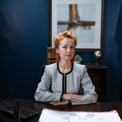 Sarah Mitchell CFP Lead Financial Expert